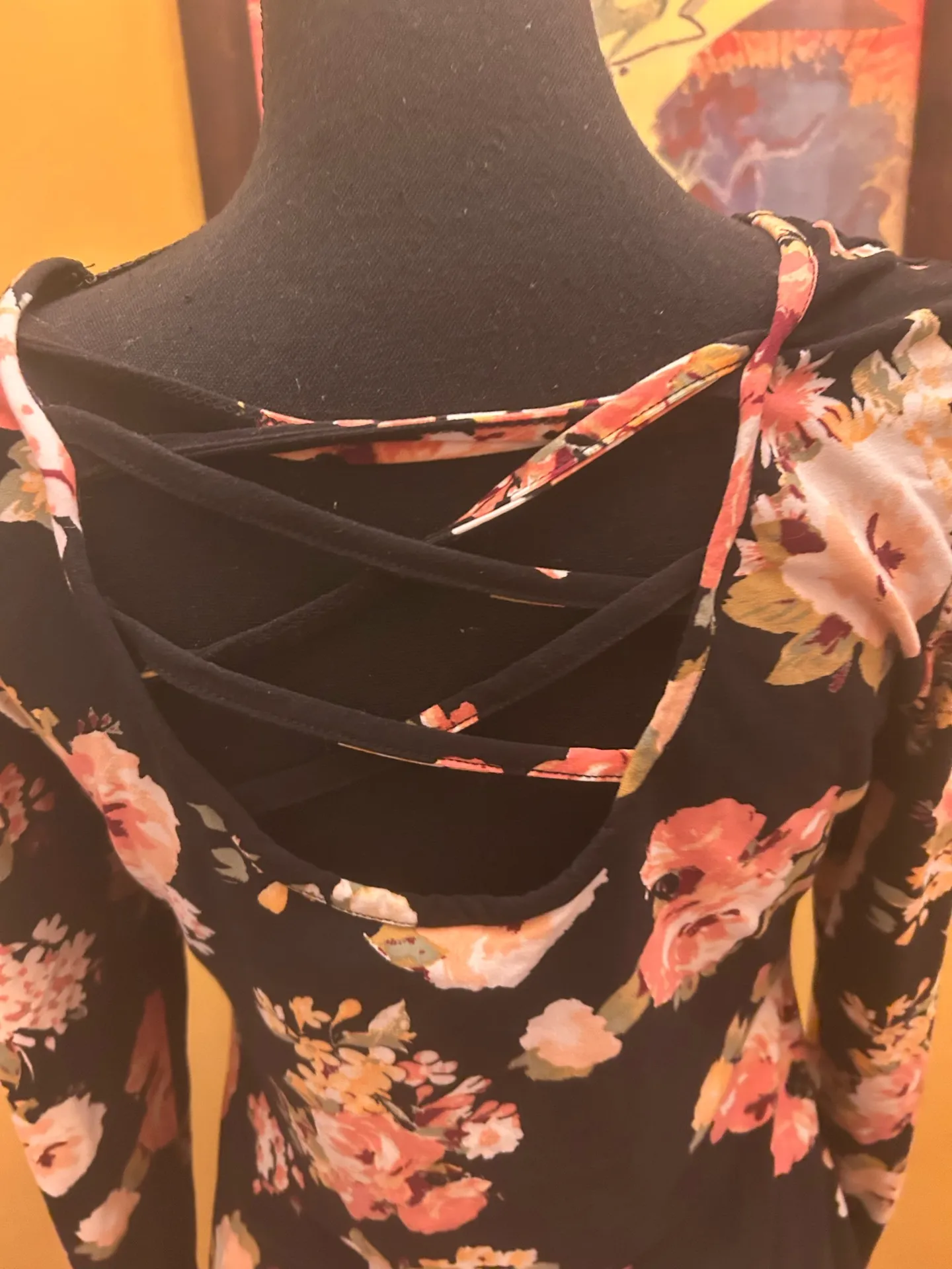 No Boundaries Black Floral Body Con Cross Back Dress Size Large (11/12) - Image 3