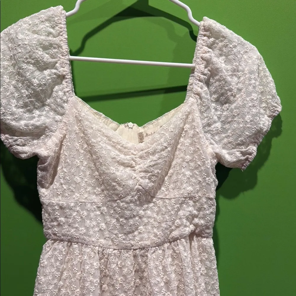 Altar’d state White Puff Sleeve Dress - Image 6