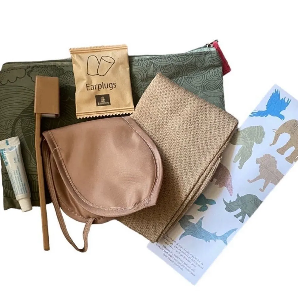 Emirates wildlife amenity kit pouch - Image 3