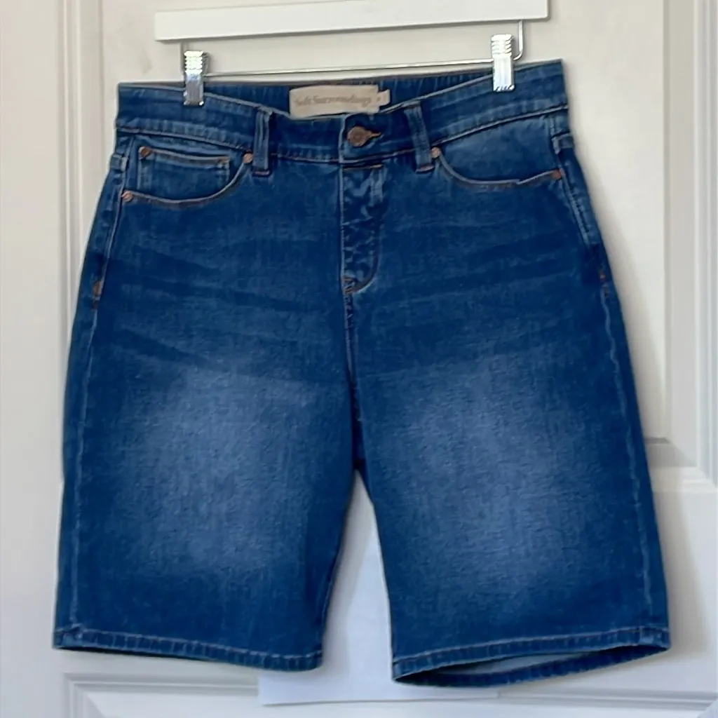Soft Surroundings Women’s Denim Pull On Bermuda Shorts Medium - Image 2