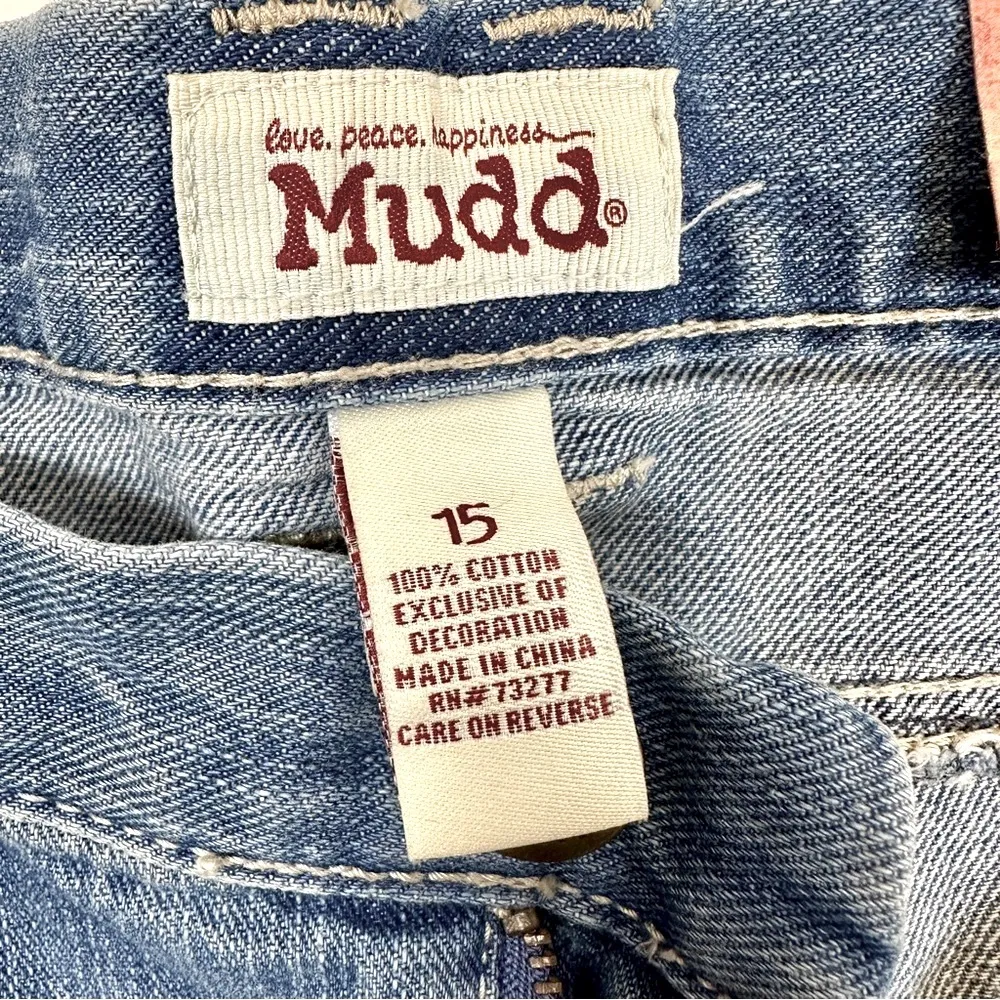 MUDD Women's Blue Distressed Low Rise Cropped Jeans, Size 15 - Image 12