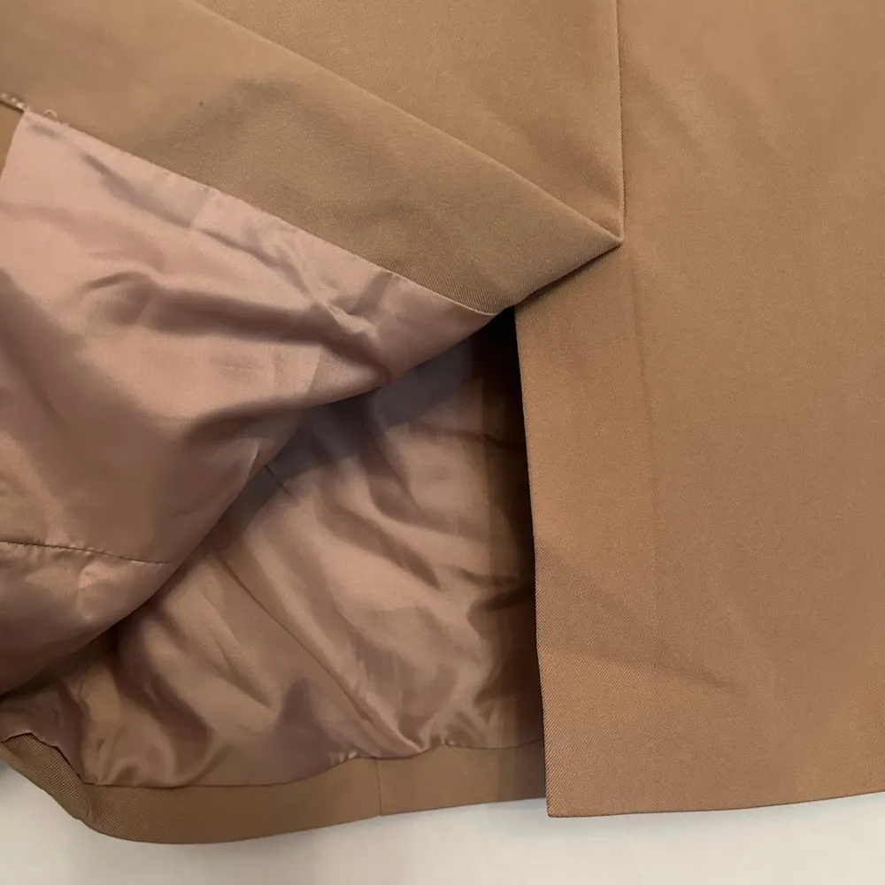 Double-Breasted Camel Blazer – Rare find ! Women’s Size Small - Image 10