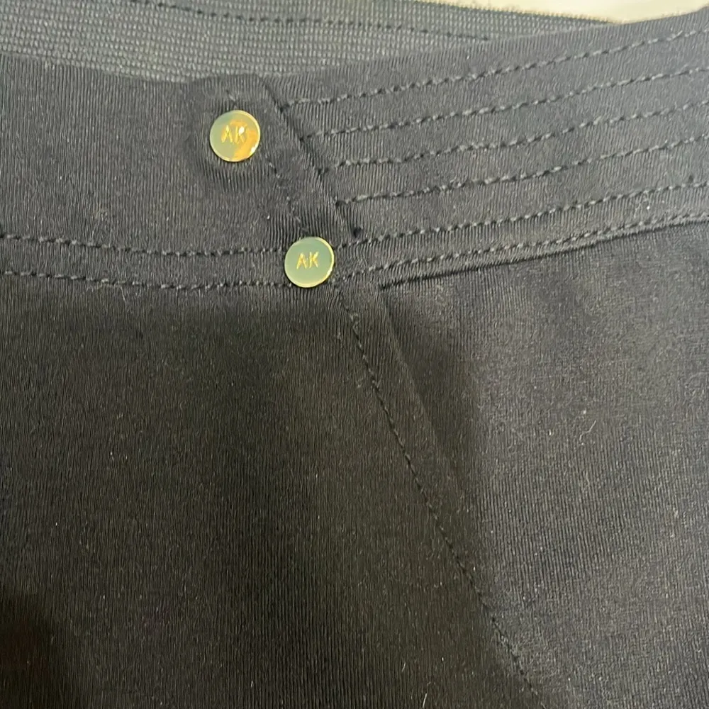 Anne Klein black knit pants - Image 7