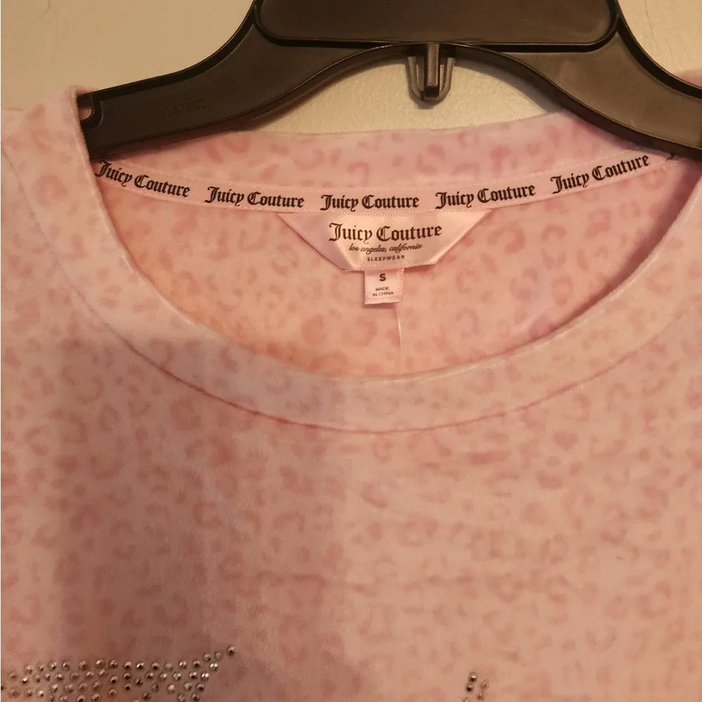 Juicy Couture Sleepwear Top Womens S Pink Leopard Rhinestone Studded Soft Cozy - Image 2