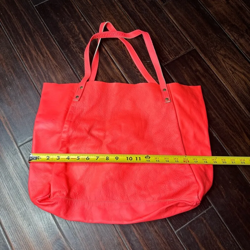 leather tote bag carry all over the shoulder neon real leather - Image 2