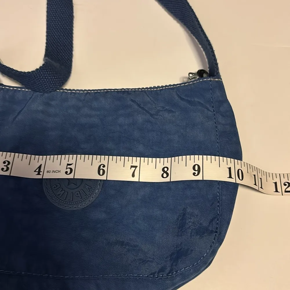 KIPLING NYLON BLUE SHOULDER BAG ADJUSTABLE STRAP
GORGEOUS COLORS OF BLUE šš - Image 7