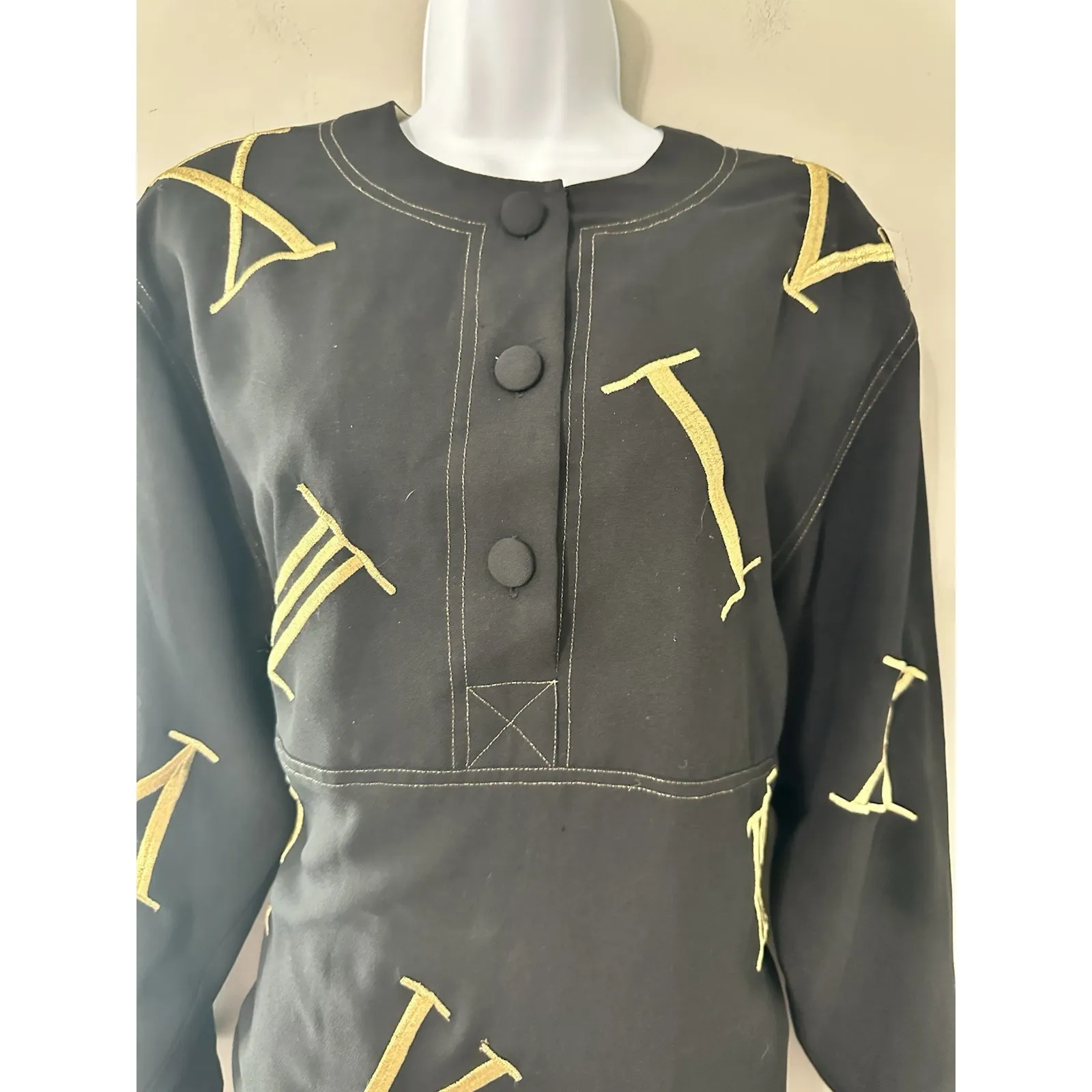 Adam Douglass Adrianna Papell My Latin Teacher Roman Numeral Shift Dress Size 6 - Image 4