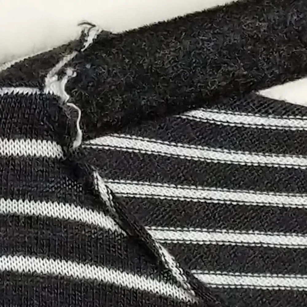 Vince Pencil Stripe Long Sleeve Tee - Sz XS - NWT - Image 3