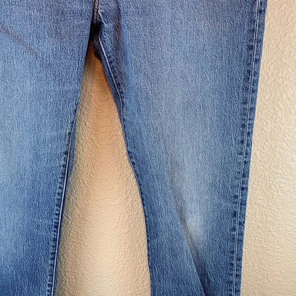 Levi’s women’s 501 jeans sz 32 straight high rise medium wash button fly casual - Image 10