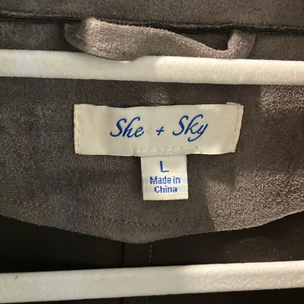 She & Sky trench jacket pockets - Image 6