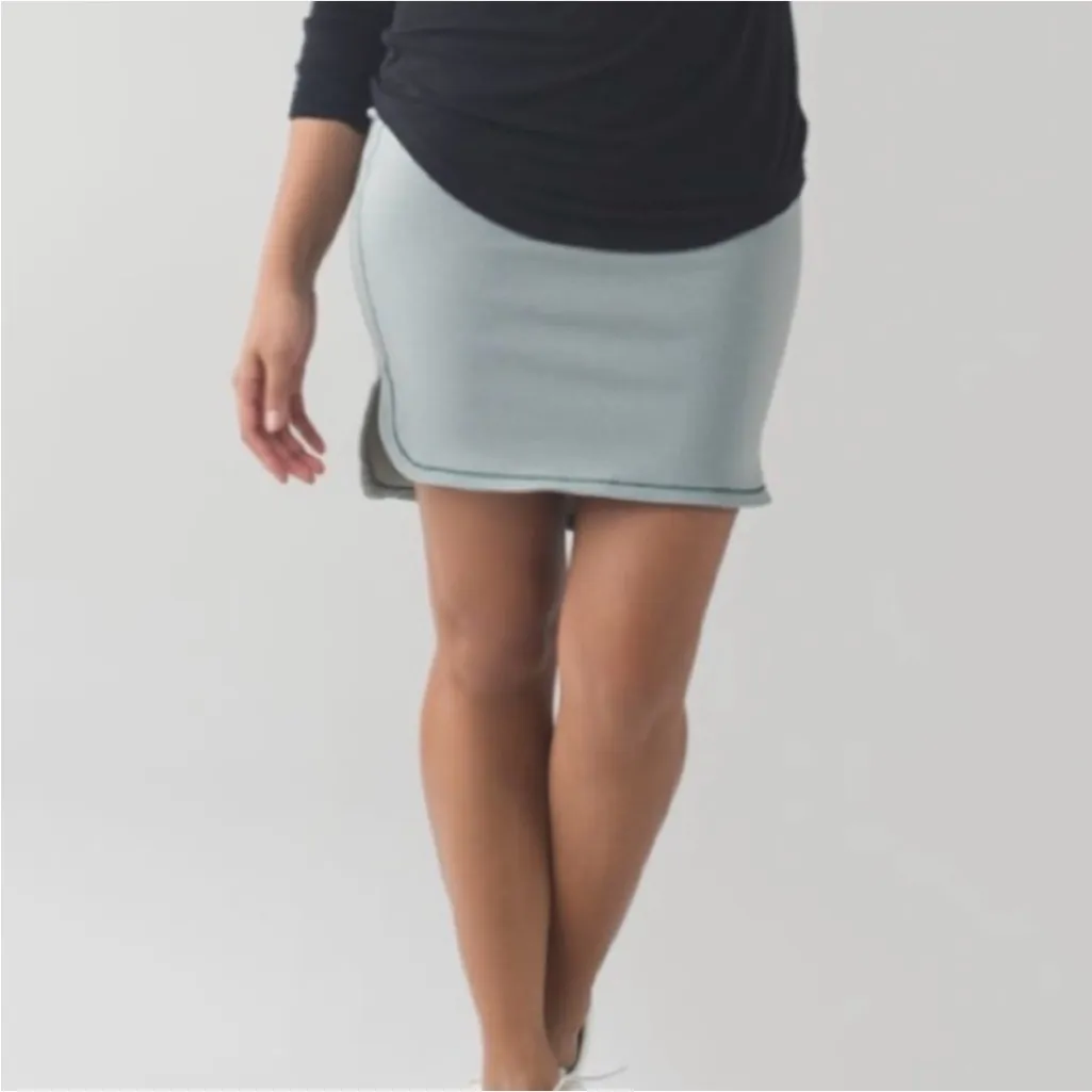 Lululemon  city skirt high low size 10 - Image 9