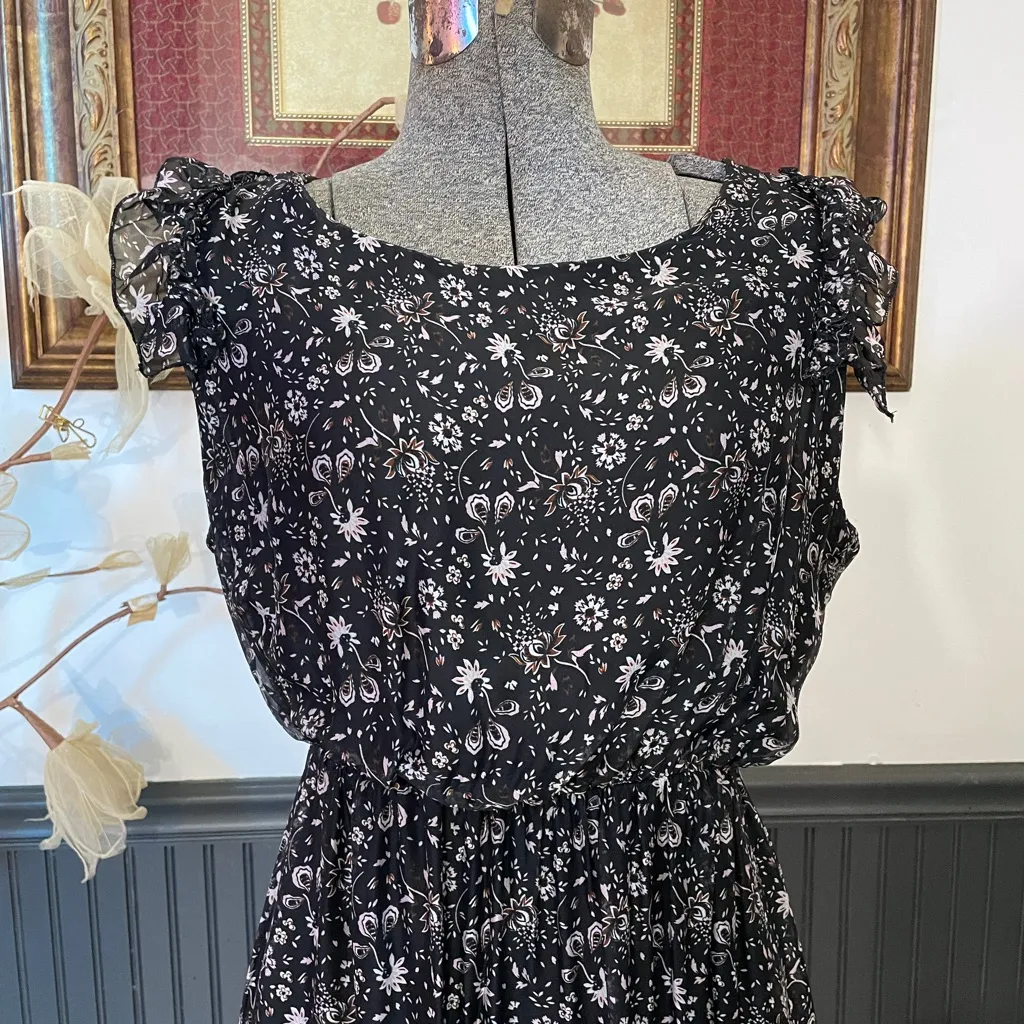 Le Ragazze Silk Blend Made in Italy Black Floral Flutter Sleeve Dress Sz L🧡🎀 Size L - Image 4