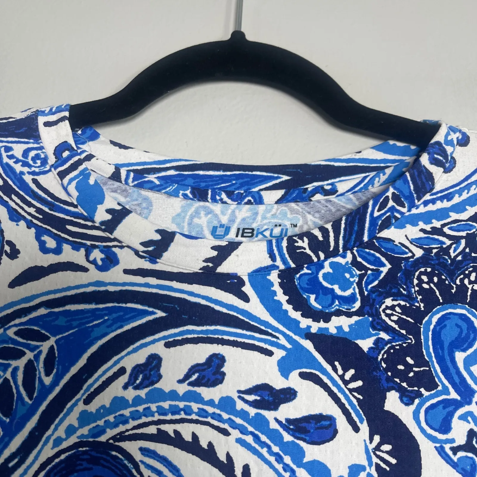 IBKUL Marley Print Bell Sleeve Mini Dress XS Blue Active Athleisure Golf Sporty - Image 3