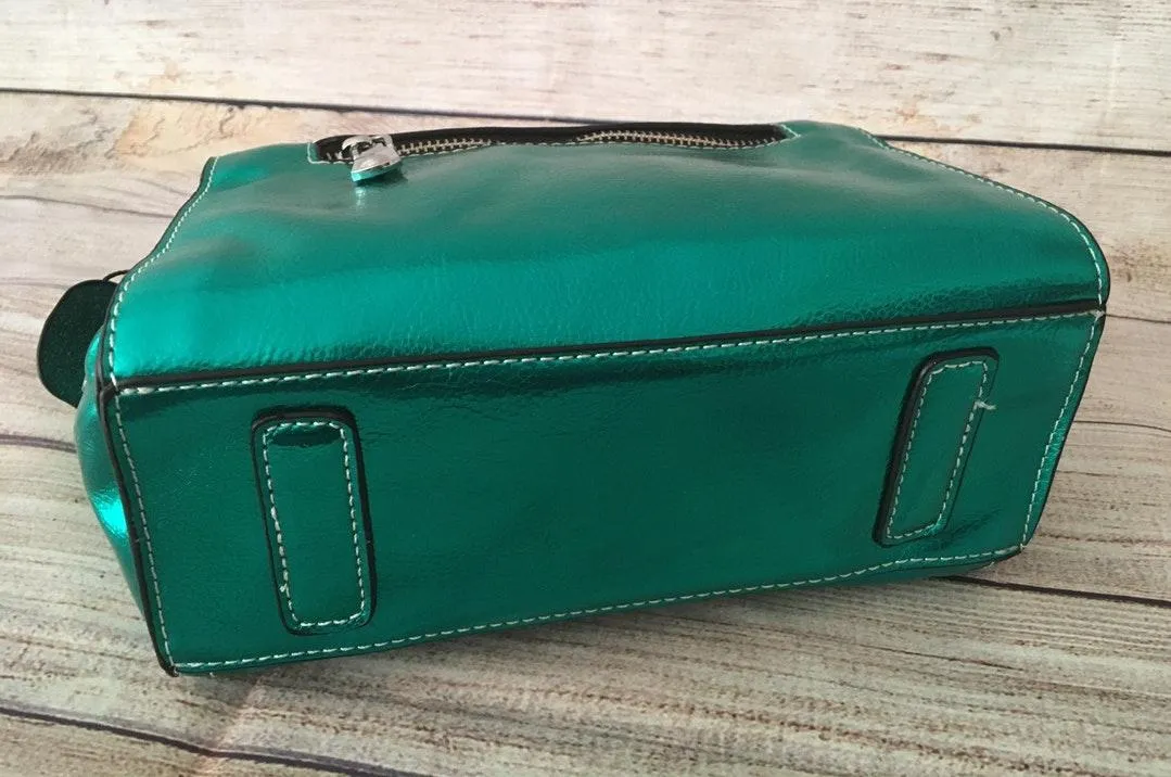 Metallic Green Shoulder Bag - Image 6