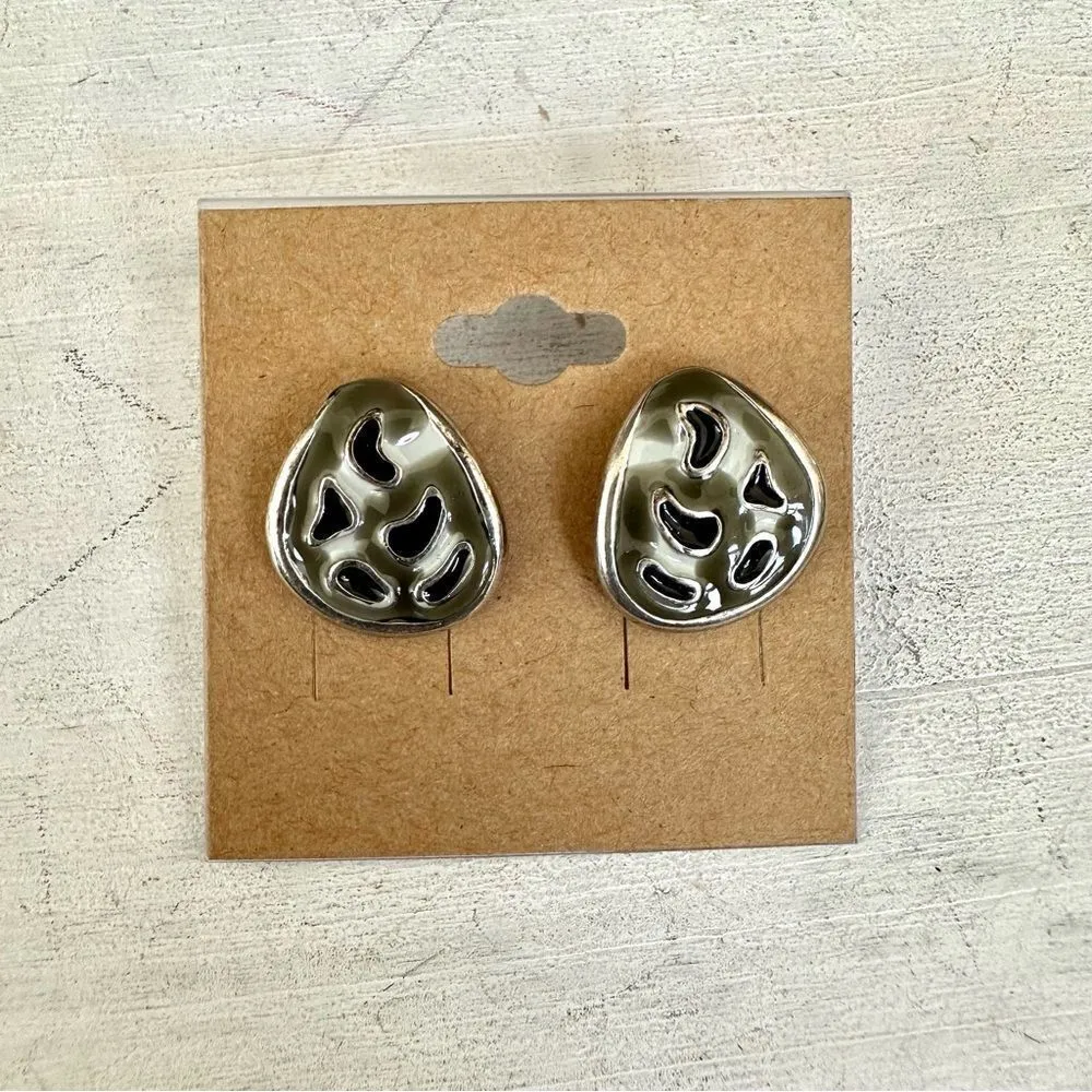Chico's Chico’s green black silver tone post earrings - Image 2