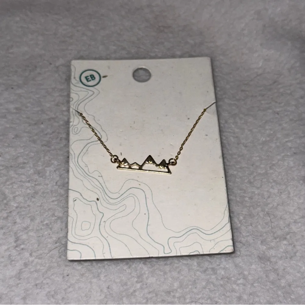Mountain Necklace NWT Gold - Image 2