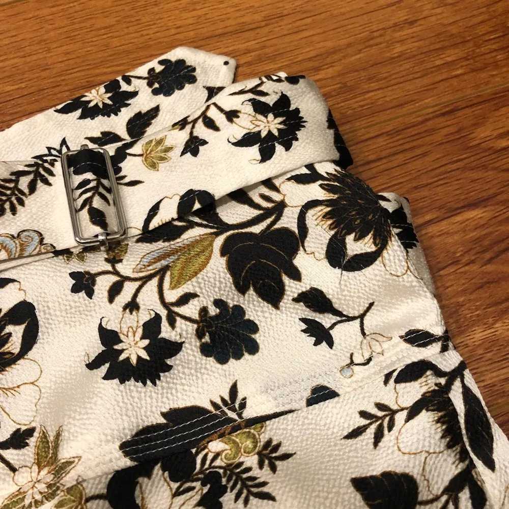 ALC Silk Floral Skirt - Image 8