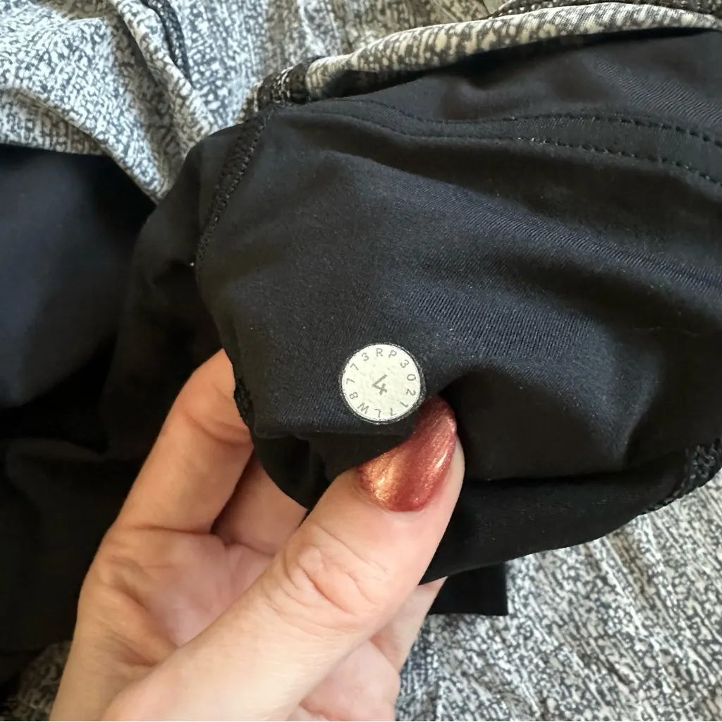 Lululemon Lost In Pace Skirt - Image 8