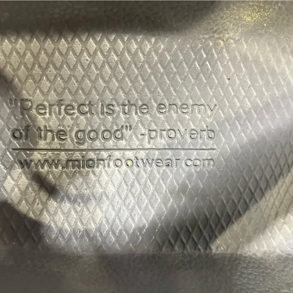 Keen mion footwear current sandals hiking water shoes‎ size 7 Silver - Image 7