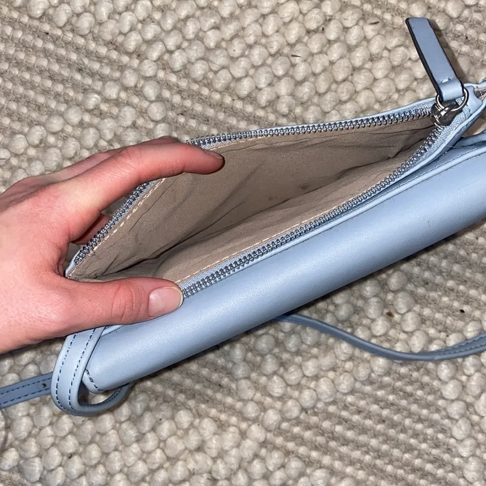 5 Pocket Crossbody Purse - Image 4