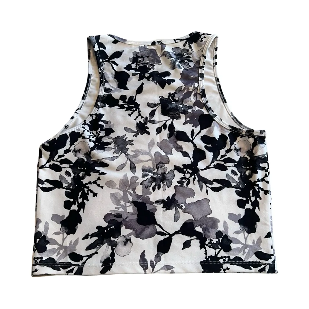 Balance Collection Floral Black White Cropped Yoga Tank Top Size Medium‎ - Image 2