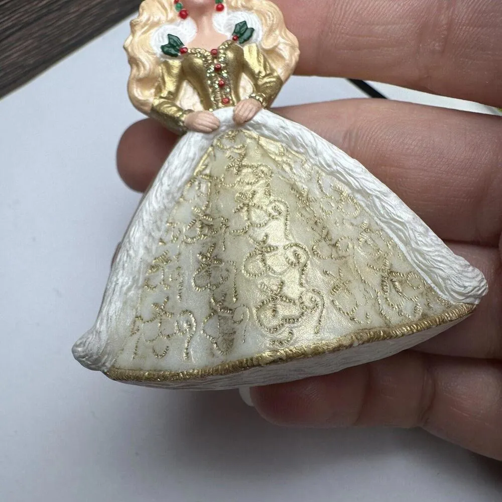 Christmas Barbie In Ball Gown Hallmark 1996 Mattel Multi Color Brooch Pin - Image 6