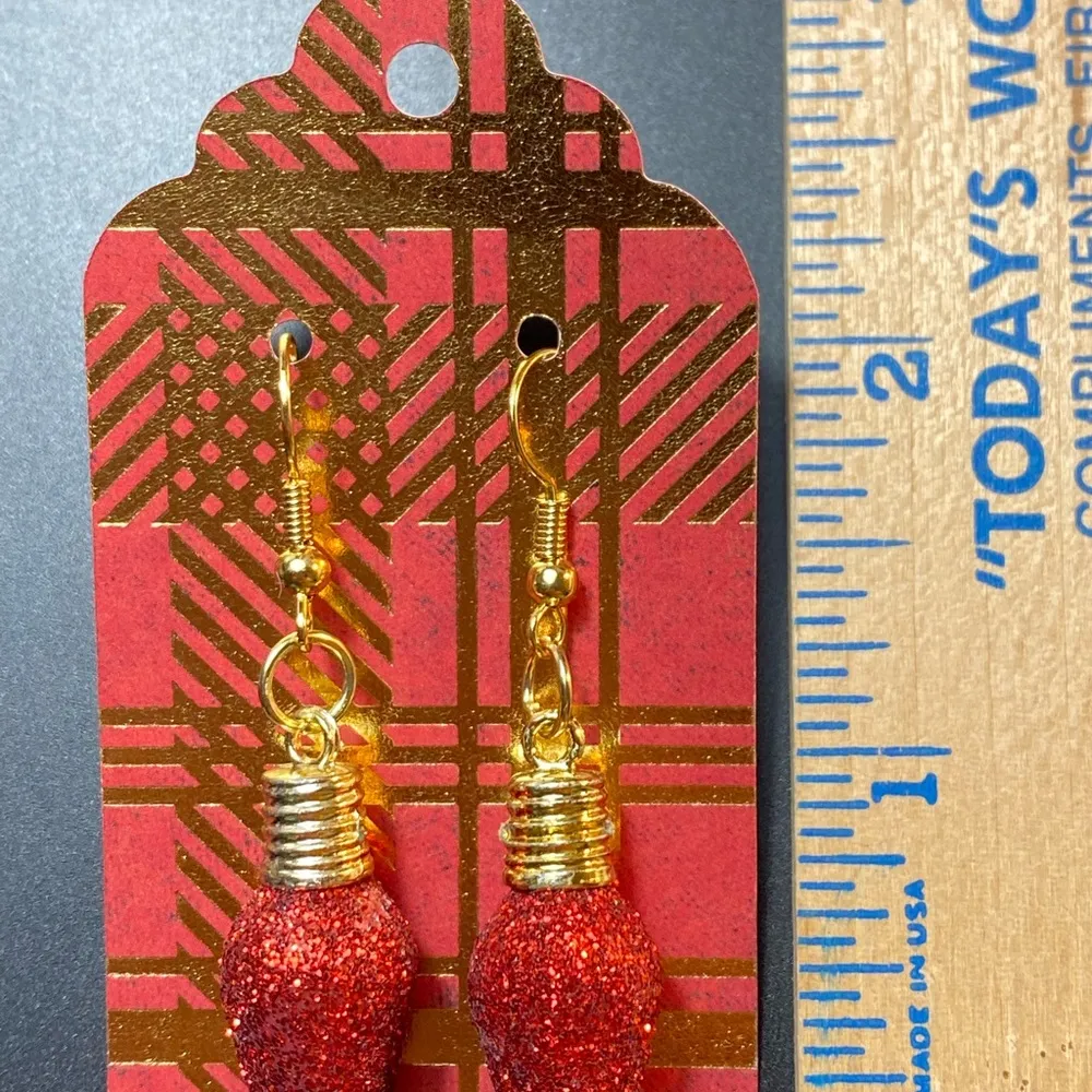 Red Glitter Christmas Bulbs Gold Tone Dangle Pierced Earrings - Image 3