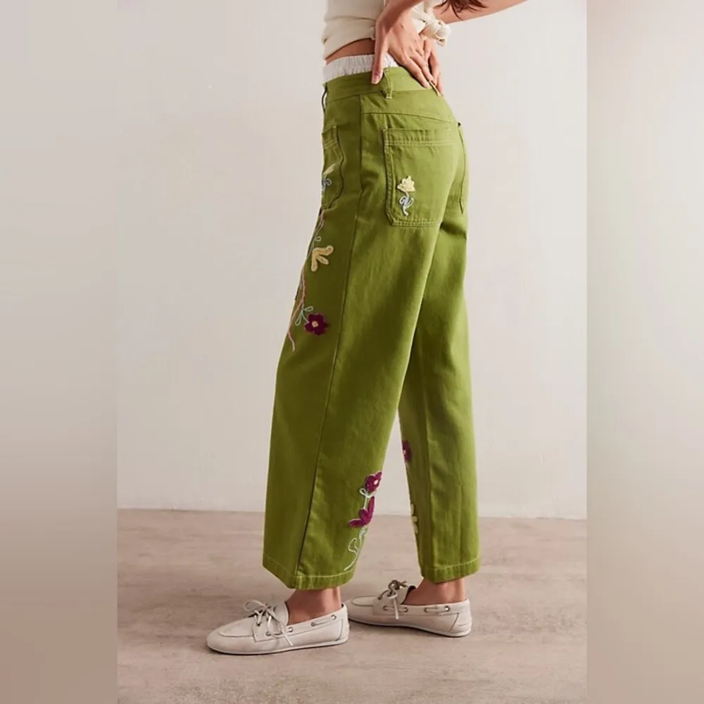 🌸🆕 We The Free | Summer Bloom Embroidered Jeans | Size: 25 🌸 - Image 4