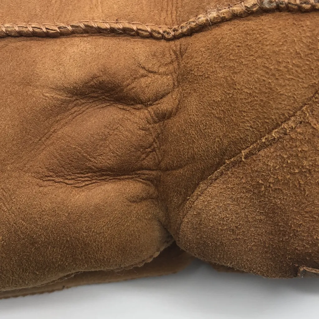 UGG Cozy Tan Shearling-Lined Boots. - Image 11