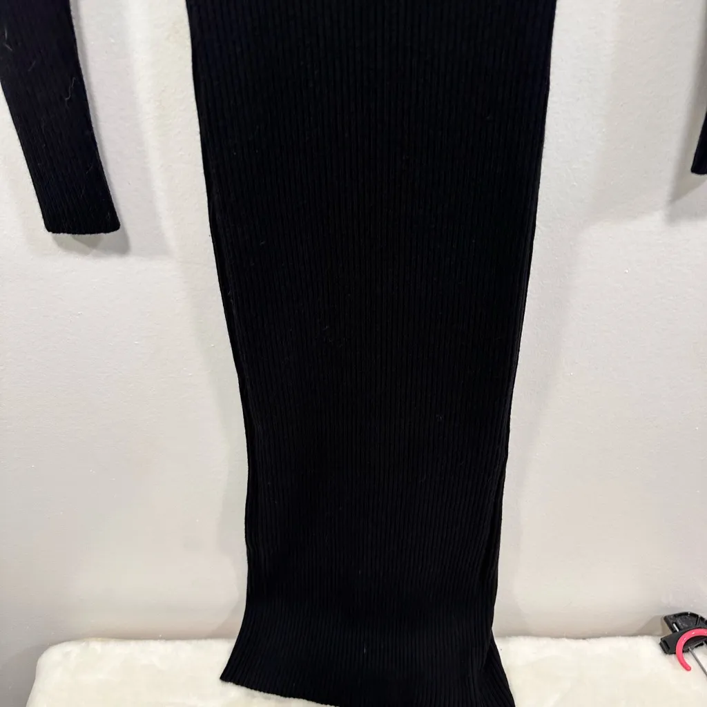 Lulu’s black zipper down sweater dress and a women’s size medium! - Image 6