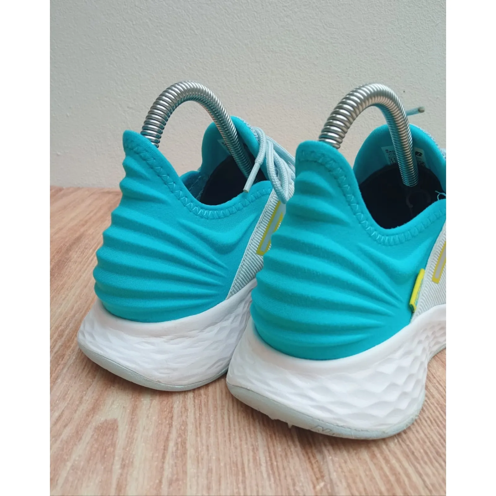 New Balance Women's Shoes Sneakers Blue Yellow Running Gym Fitness Size 6.5 - Image 7