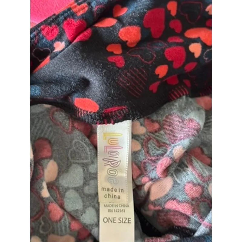 LuLaRoe Womens Leggings OS Black Blue Red Hearts Print‎ Valentines - Image 3
