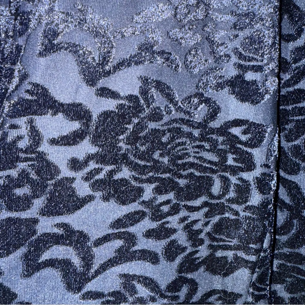 Elegant Navy Velvet Backless Fit & Flare Dress Winter Formal Christmas Wedding Blue Size undefined - Image 6