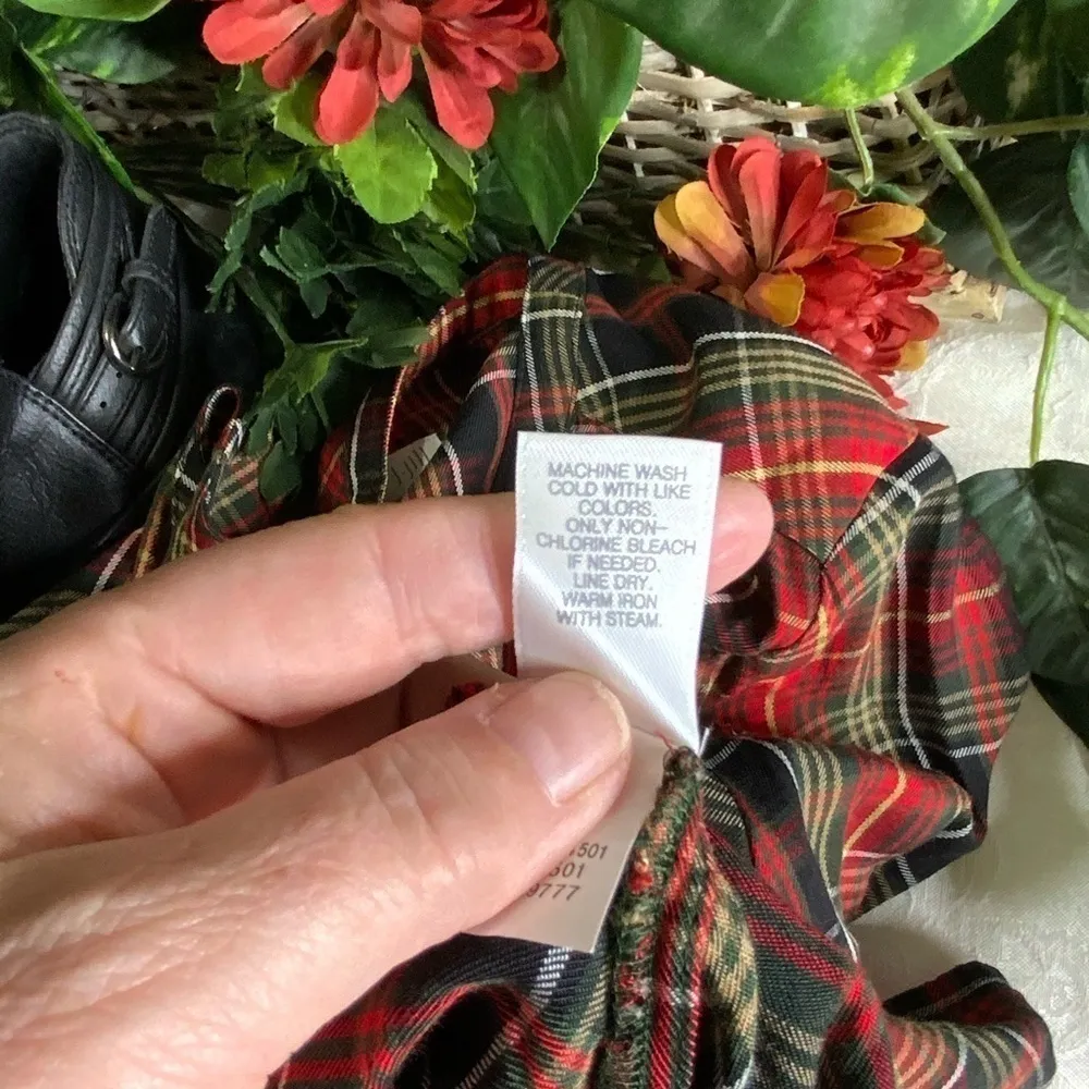 J Jill Long Sleeve Red & Black Plaid V Neck Casual Long Sleeve Top XS - Image 9