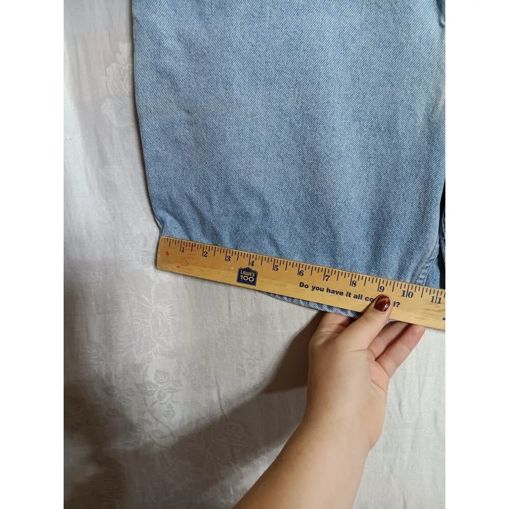 VTG Levi Jean Shorts 13 Jr Light Wash Blue Denim Cotton 2000 Y2K High Rise Mom - Image 8