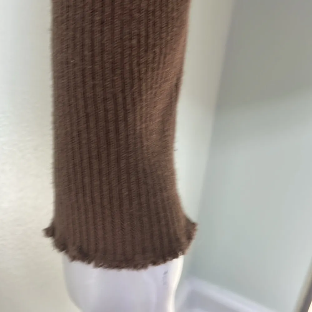 Brandy Melville ribbed brown cropped sweater - Image 5