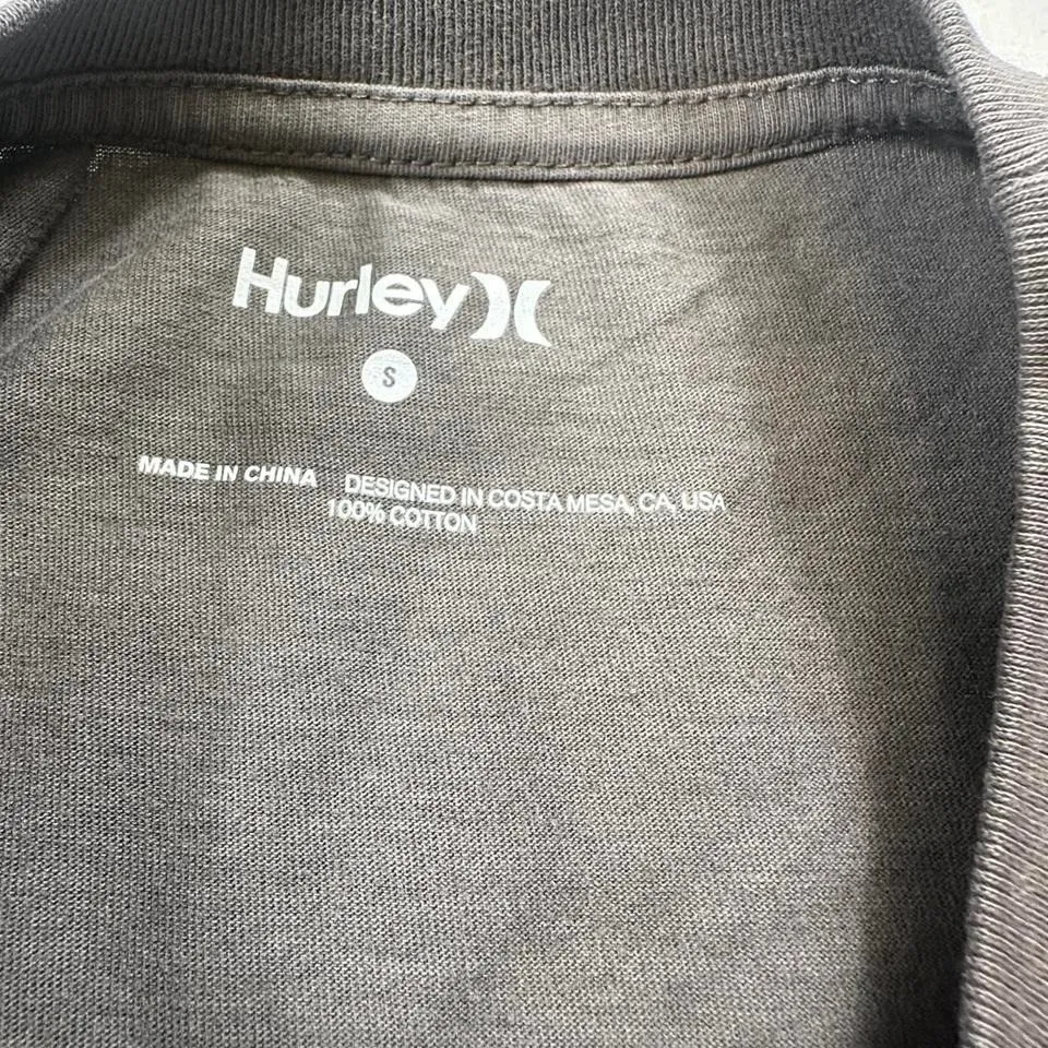 NWT Hurley Shirt Womens S Grey The Eye of The Paradise Boyfriend Tee - Image 5