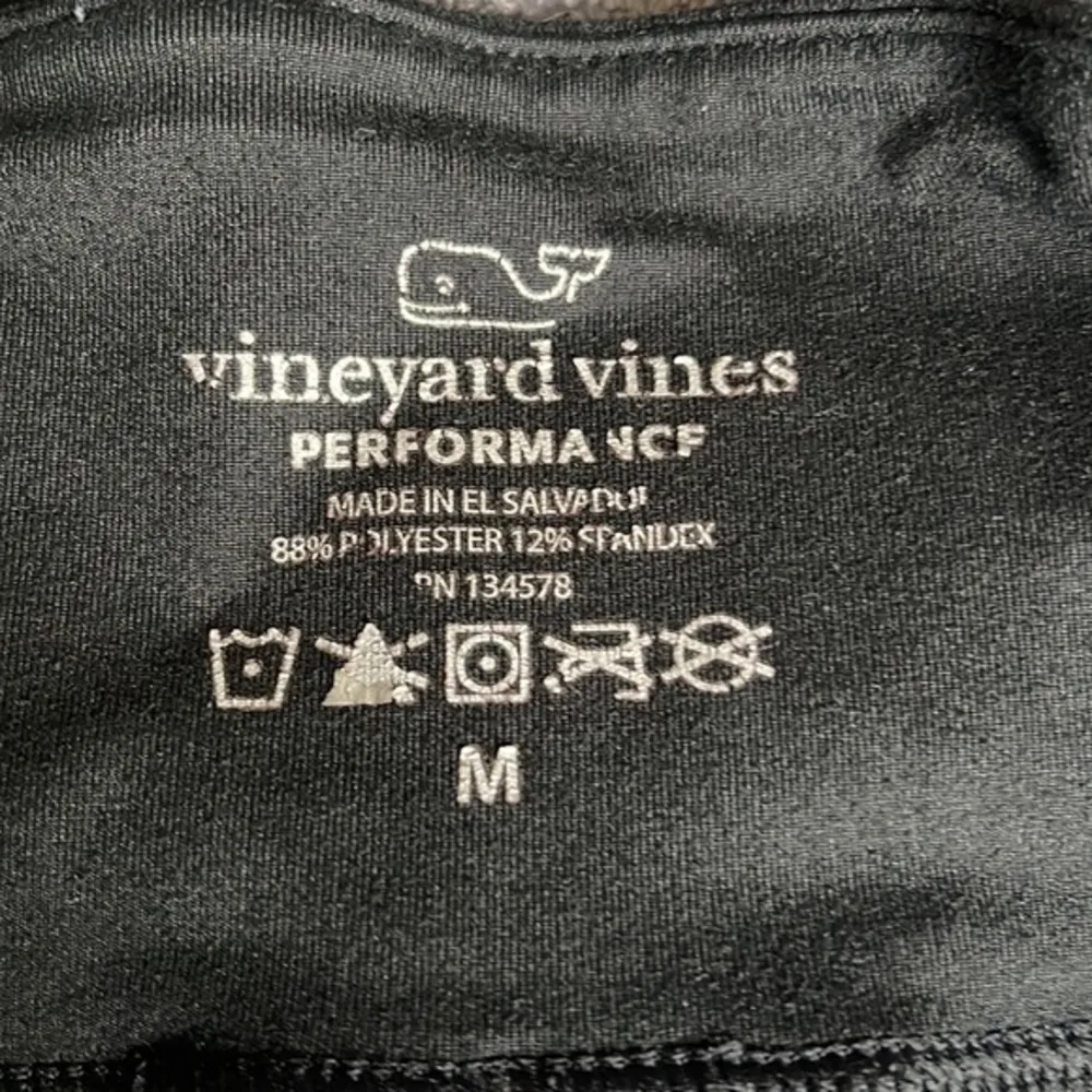 Vineyard Vines Performance Leggings Sz Med GUC #6901 - Image 2