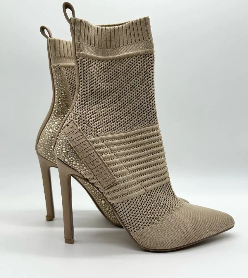Steve Madden Women's Rhinestone Maxwelle Sock Ankle Boot 6.5 Cream Pointed Toe - Image 9