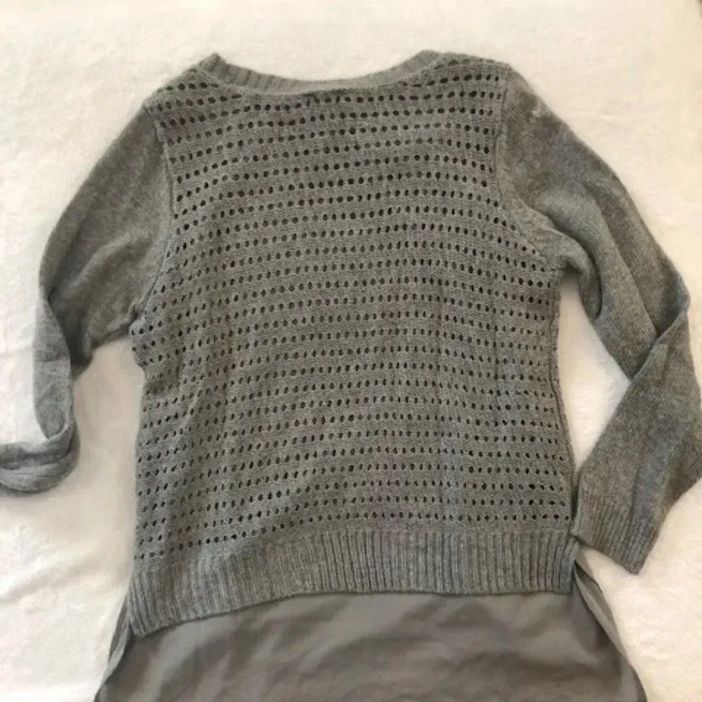Combo style grey pullover sweater‎ L EUC - Image 2