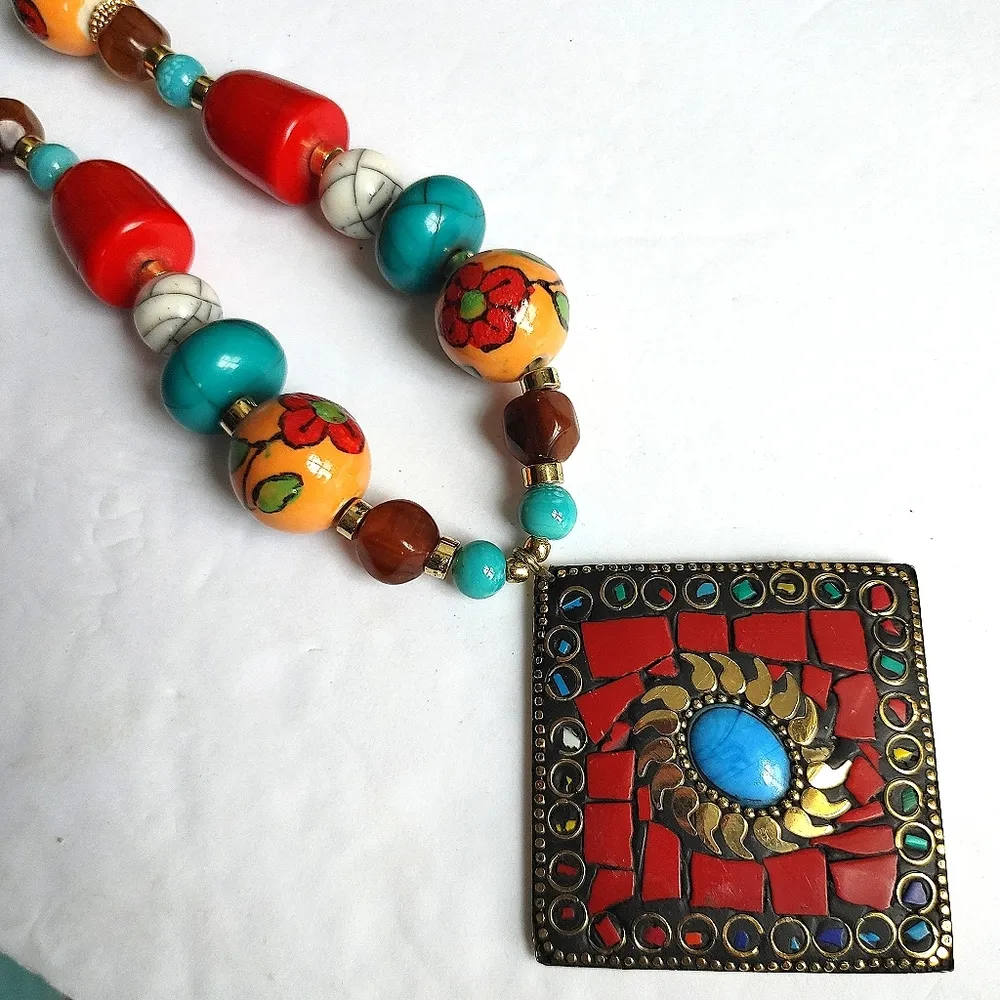 Boho Ethnic Mosaic Design Pendant Necklace Red - Image 4