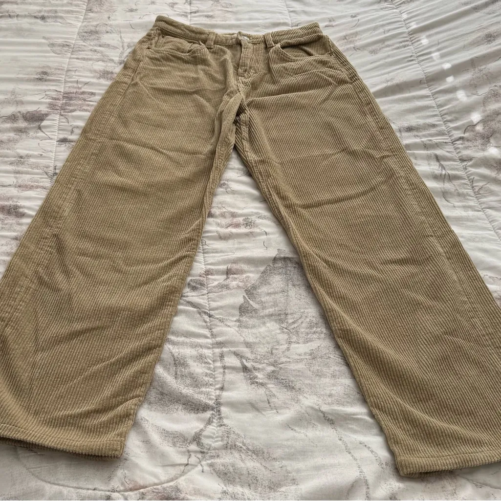 Motel Rocks Beige Corduroy tan wide leg pants, size S casual high rise cottage - Image 15