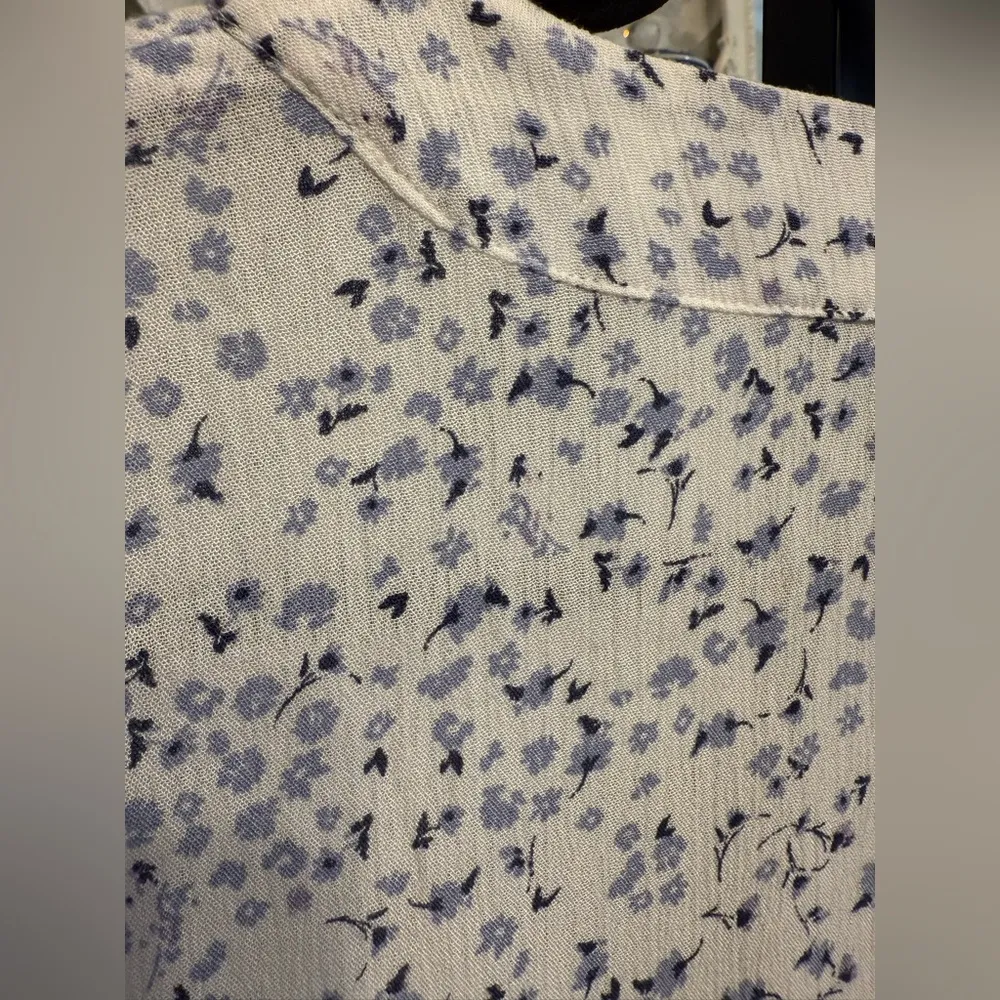 Floral Kimono Cardigan Lightweight Blue White Open Front Drape Medium Boho Flowy - Image 7