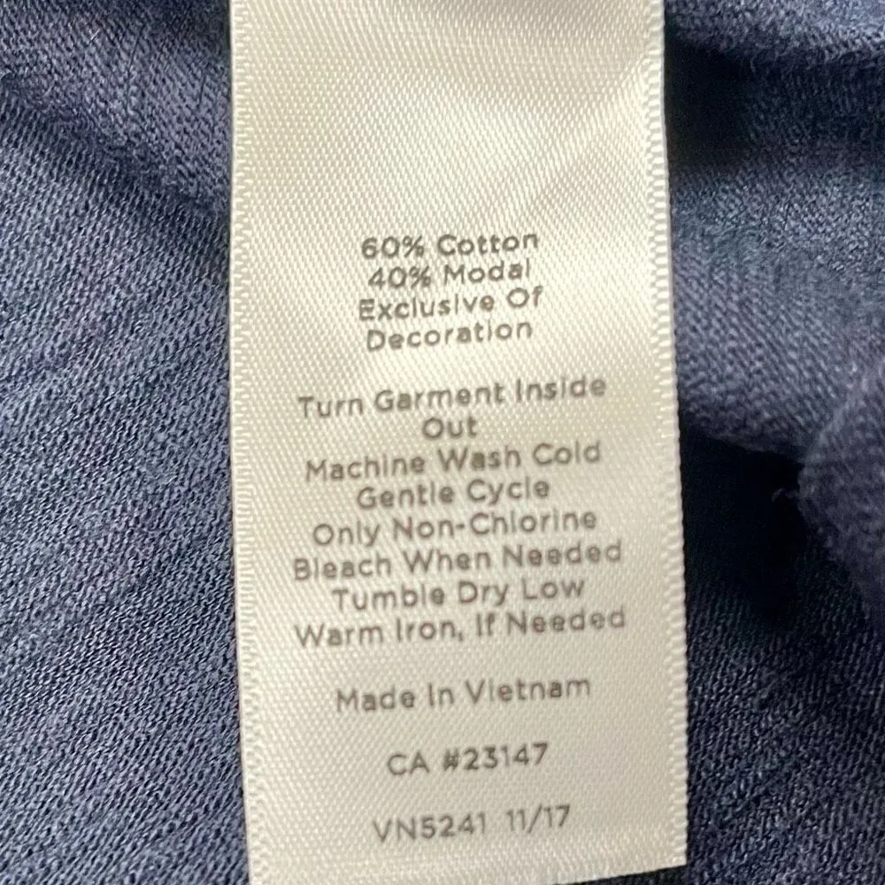 Talbots Lace Block Accent Navy T-shirt Medium - Image 8