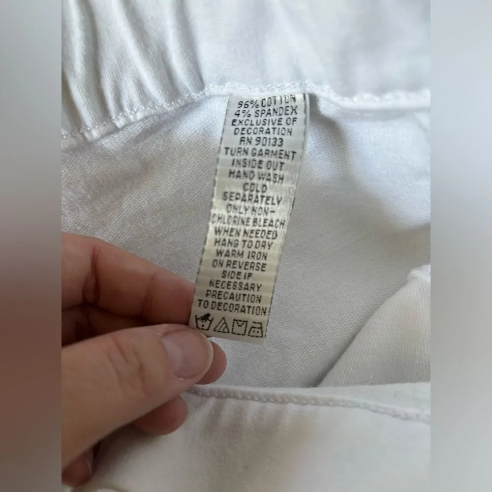 Quacker Factory white embellished dream jeans size 2X 96% cotton - Image 3