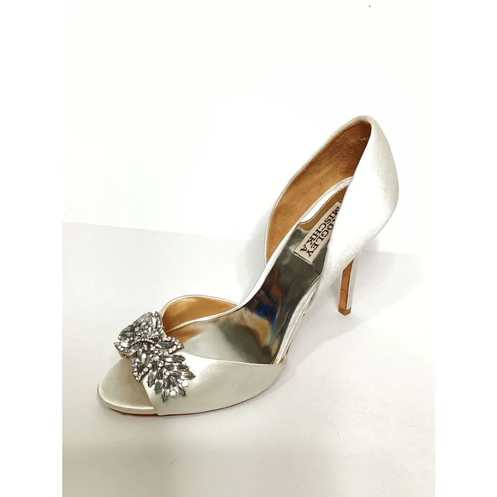 New. Womens Badgley Mischka Nikki Peep Toe Heels, White. Retails $245 - Image 6