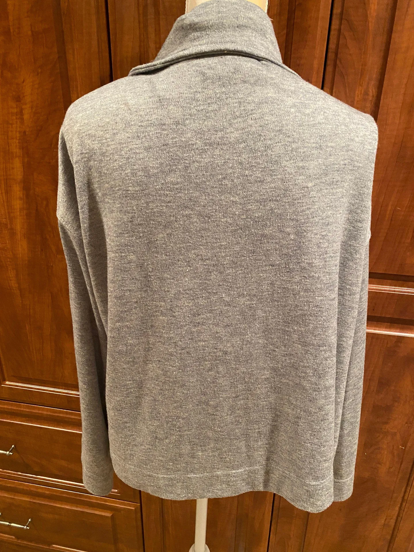 Serra Gray Wrap Cardigan - Image 3