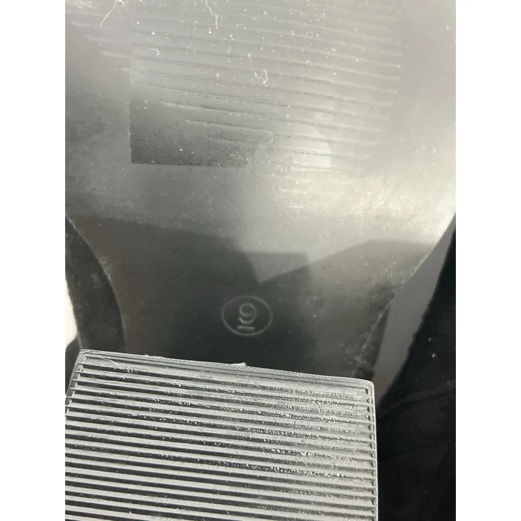 Womans C Alexis Booties Black Pointed Toe Slip On Side Slits Block Heel NWOT 9 - Image 8