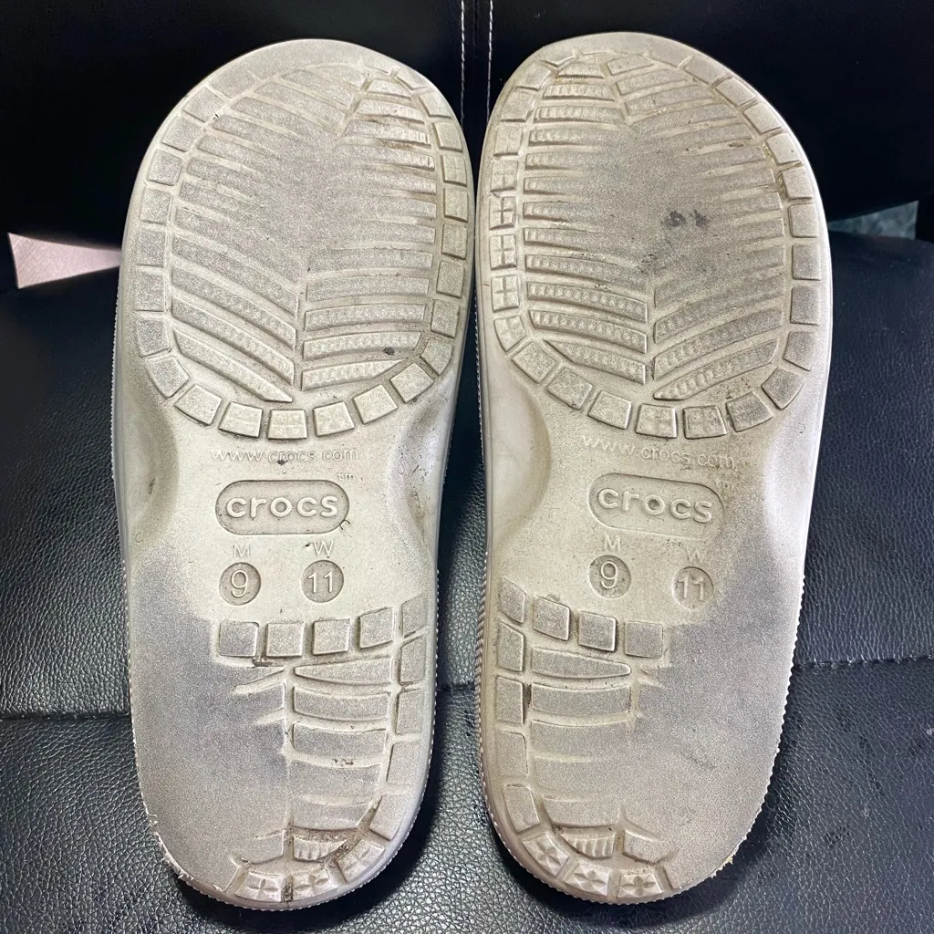 CROCS Baya ll Classic Silver Slide Sandals Size 11 - Image 9