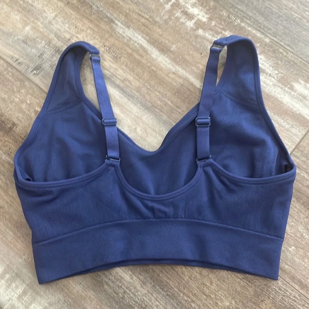 Puma navy blue sports bra - Image 5